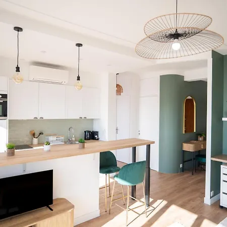 Guestready - Sejour Chic Et Lumineux Avec Balcon * نيس